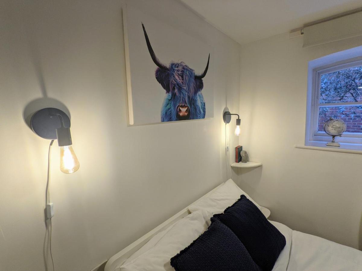 Cosy Riverside Apartment - Free Parking York Esterno foto